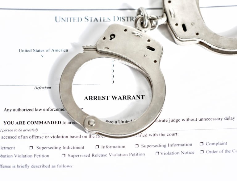 do-arrest-warrants-expire-a-defense-lawyer-explains